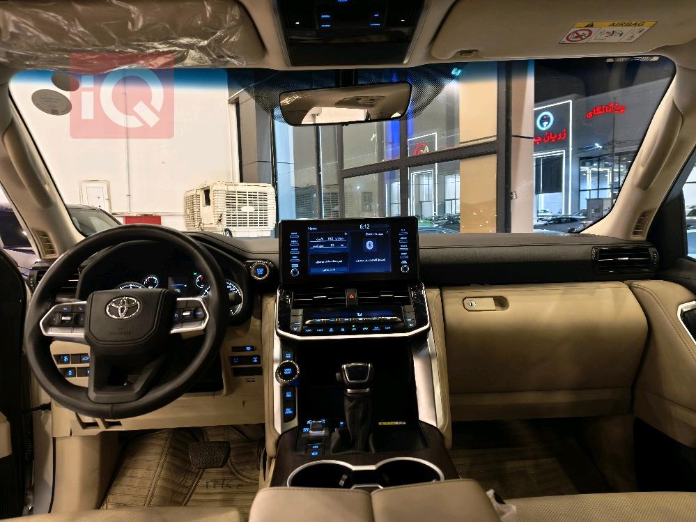 تويوتا لاندكروزر